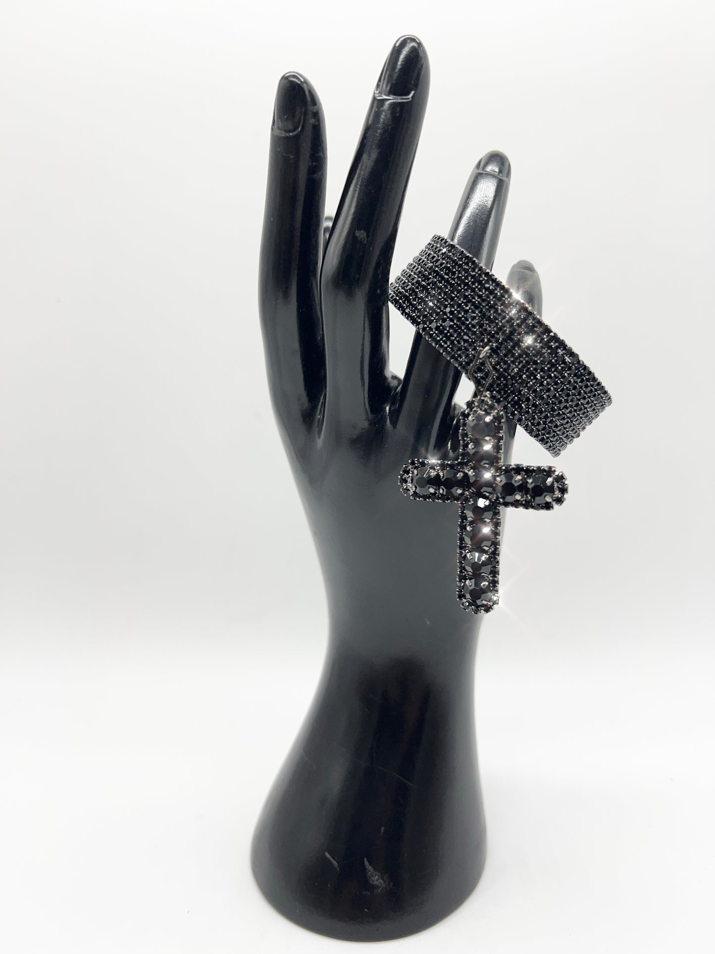 BBLK73 CUFF