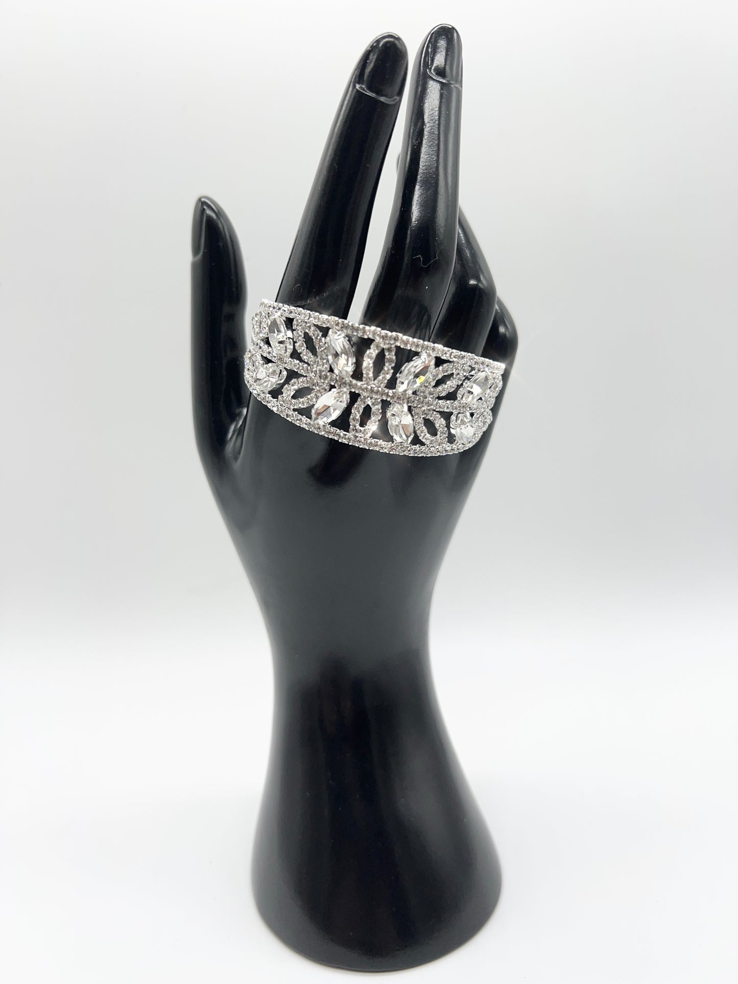 BS185 CUFF