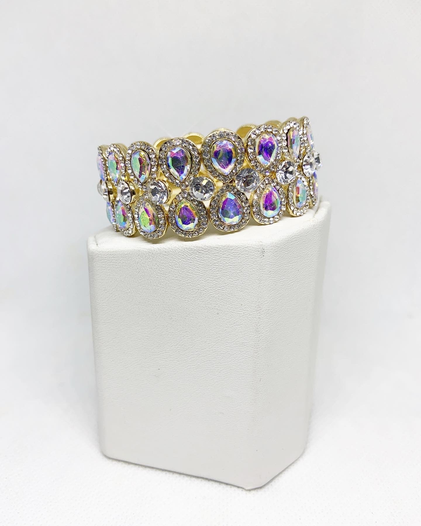 BA29 GOLD TONE