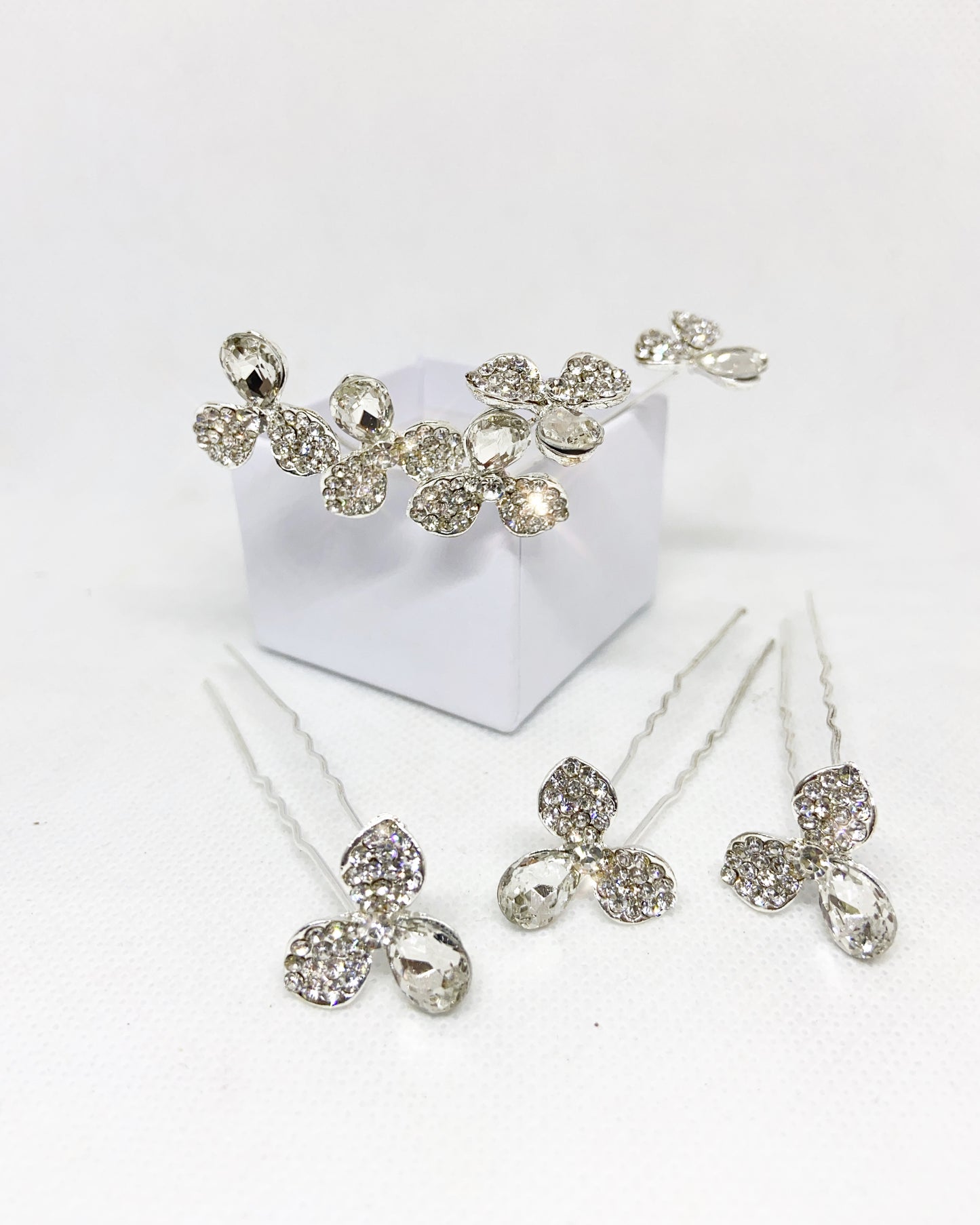 HP6 HAIR PINS